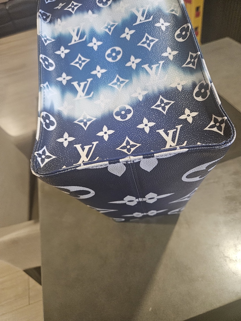 Louis Vuitton Blue and White Monogram Canvas Tote - Picture 3 of 11